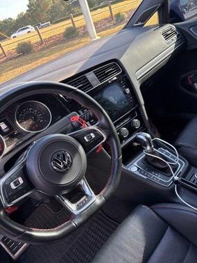 2019 Volkswagen Golf GTI 2.0T SE
