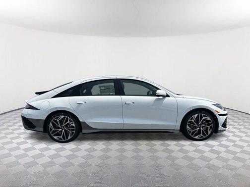 2025 Hyundai IONIQ 6 Limited