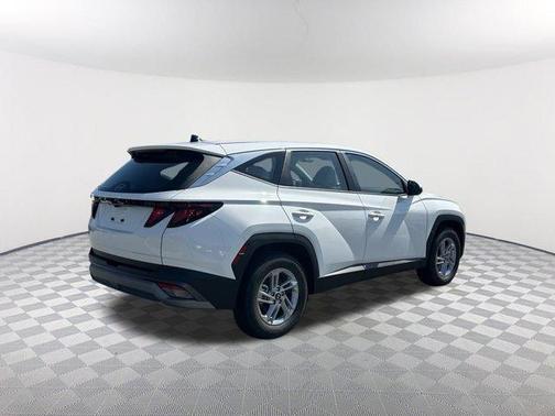 Serenity White Pearl 2026 Hyundai TUCSON SE