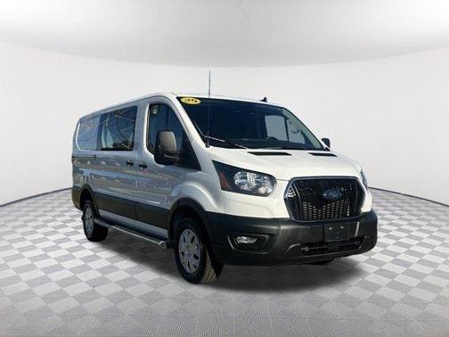 Oxford White 2025 Ford Transit-250 Base