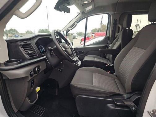 2023 Ford Transit Connect XLT