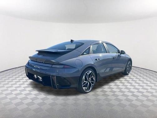 2025 Hyundai IONIQ 6 SEL
