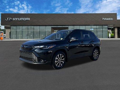 2025 Toyota Corolla Cross Hybrid SE