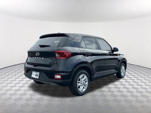 2025 Hyundai VENUE SE
