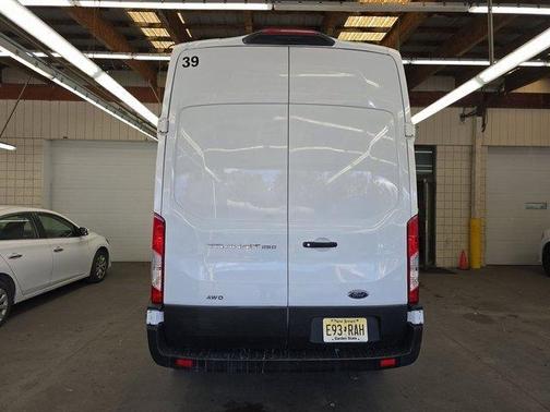 2022 Ford Transit-250 Base