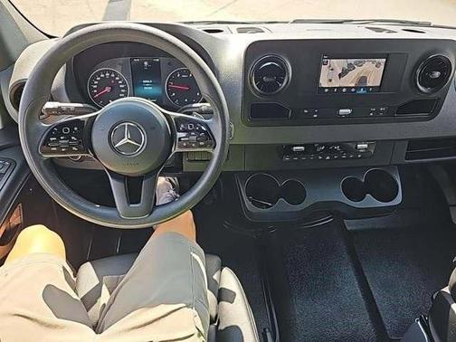2024 Mercedes-Benz Sprinter 2500 144 WB Standard Roof Passenger
