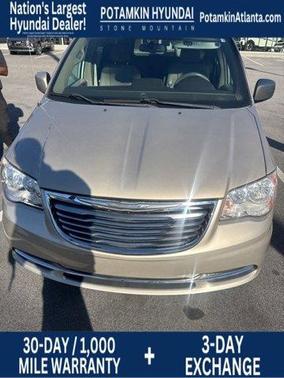 2016 Chrysler Town & Country Touring