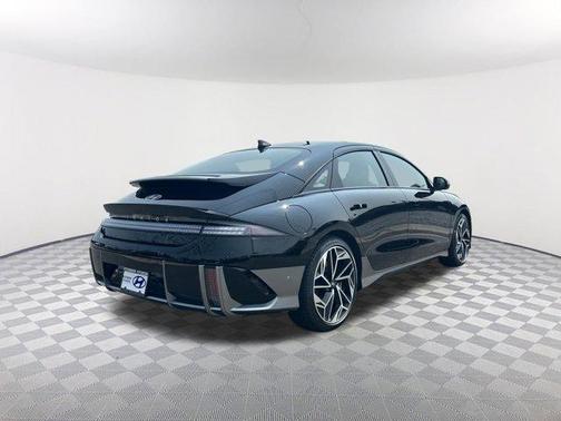 2025 Hyundai IONIQ 6 Limited