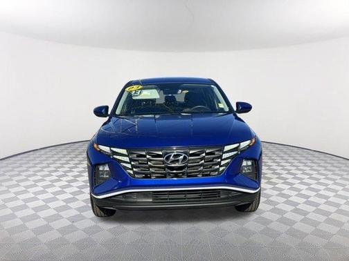 2023 Hyundai TUCSON SE
