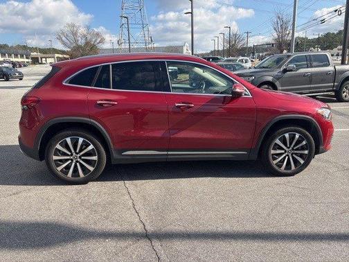 2022 Mercedes-Benz GLA 250 Base 4MATIC