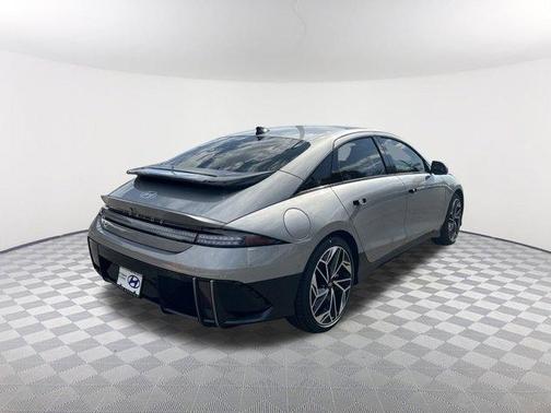 2025 Hyundai IONIQ 6 Limited