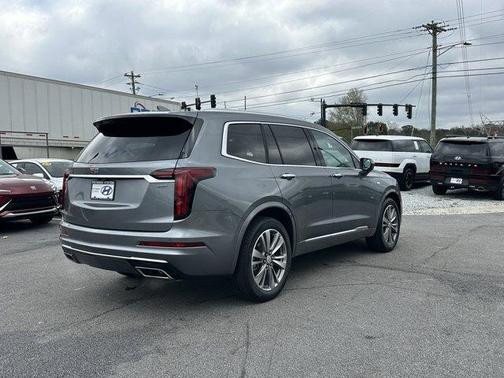 2021 Cadillac XT6 Premium Luxury FWD