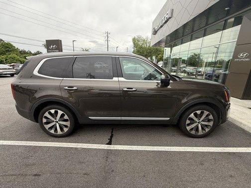 2022 Kia Telluride S