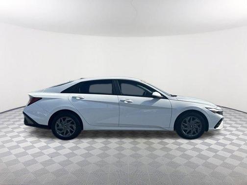2024 Hyundai ELANTRA HEV Blue