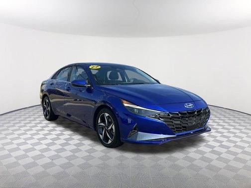 2022 Hyundai ELANTRA Limited