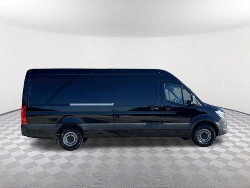 2024 Mercedes-Benz Sprinter 2500 170 WB