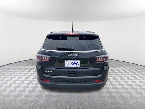 Diamond Black 2023 Jeep Compass Sport