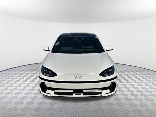 2025 Hyundai IONIQ 6 Limited