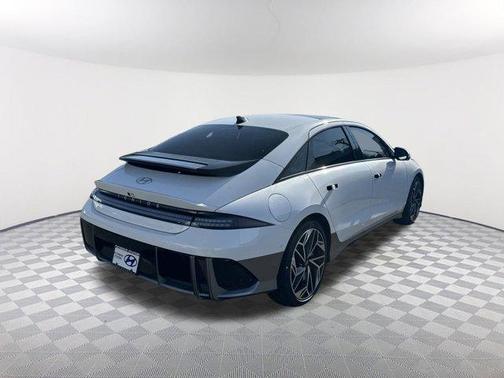 2025 Hyundai IONIQ 6 Limited