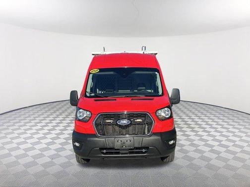 2022 Ford Transit-250 Base