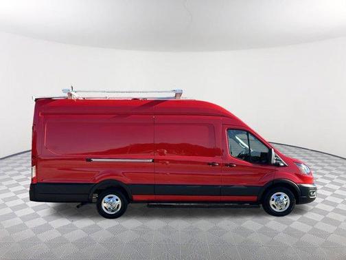 2022 Ford Transit-250 Base