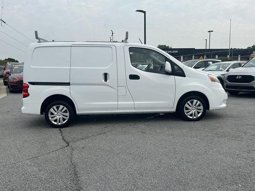 Cloud White 2019 Nissan NV200 SV