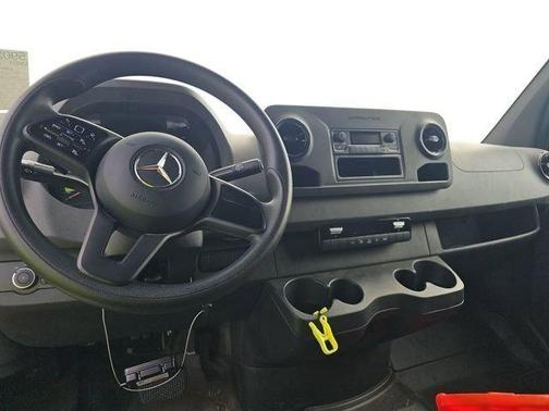2021 Mercedes-Benz Sprinter 2500 170 WB
