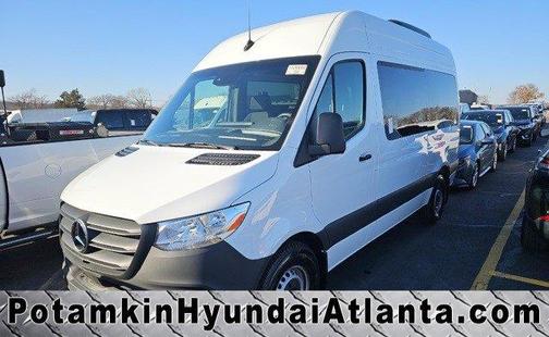 2024 Mercedes-Benz Sprinter 2500 144 WB Standard Roof Passenger