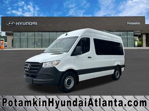 2024 Mercedes-Benz Sprinter 2500 144 WB Standard Roof Passenger