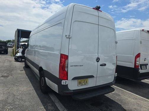 2023 Mercedes-Benz Sprinter 2500 170 WB