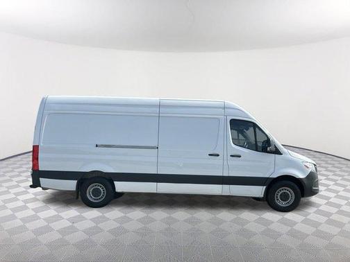 2023 Mercedes-Benz Sprinter 2500 170 WB