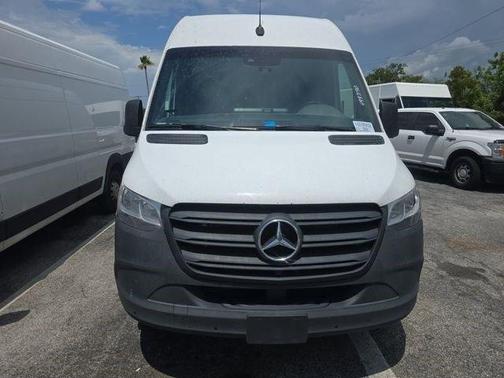 2023 Mercedes-Benz Sprinter 2500 170 WB