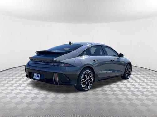 2025 Hyundai IONIQ 6 Limited