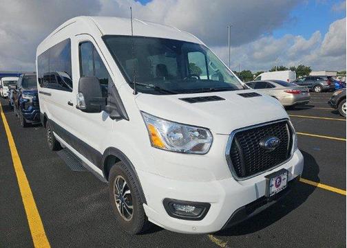 Oxford White 2022 Ford Transit-350 XLT