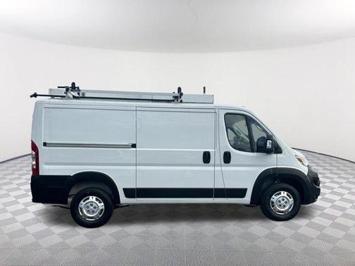 Bright White Clearcoat 2025 RAM ProMaster 2500 Base
