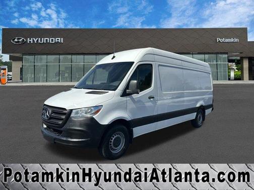 Arctic White 2022 Mercedes-Benz Sprinter 2500 170 WB
