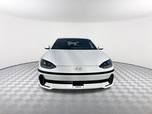 2025 Hyundai IONIQ 6 SEL