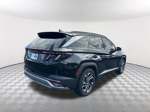 Phantom Black 2025 Hyundai TUCSON Limited