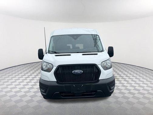 Oxford White 2023 Ford Transit-350 XL