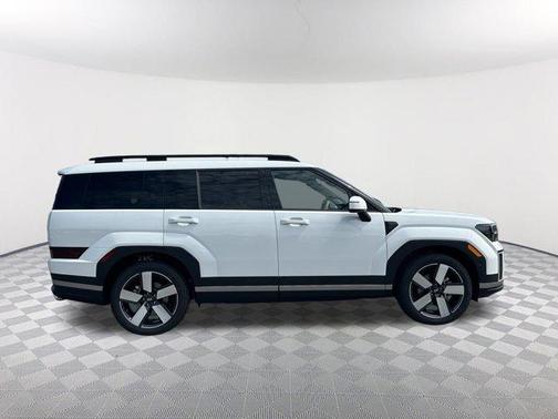 White 2027 Hyundai SANTA FE Limited