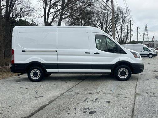 2024 Ford Transit-250 148 WB Medium Roof Cargo