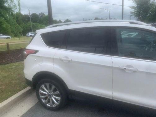 Oxford White 2017 Ford Escape Titanium