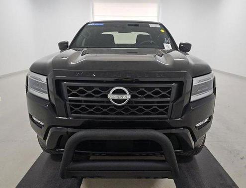 Black 2023 Nissan Frontier SV