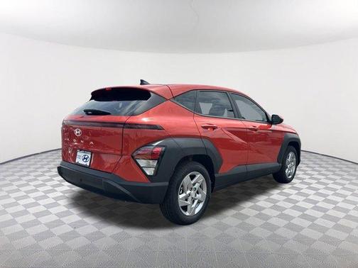 2025 Hyundai KONA SE
