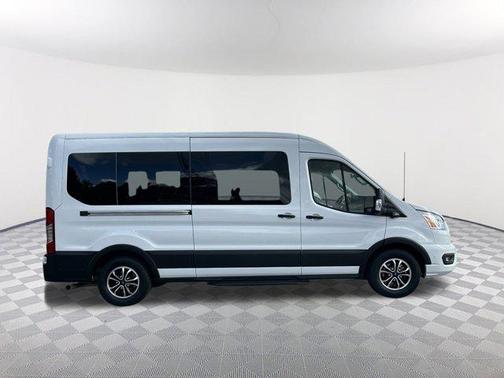 2022 Ford Transit-350 XLT