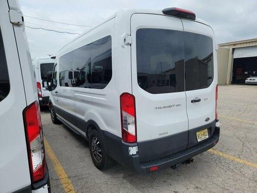 2022 Ford Transit-350 XLT