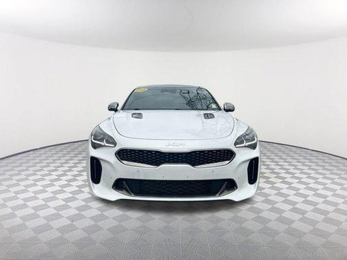 2022 Kia Stinger GT2