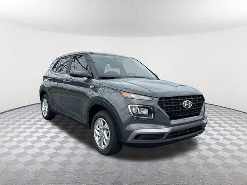 2025 Hyundai VENUE SE