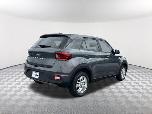 2025 Hyundai VENUE SE