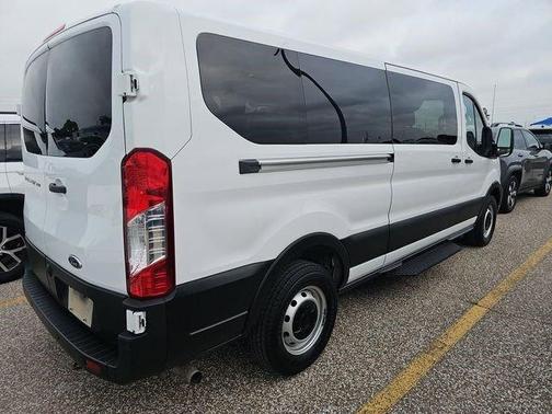 Oxford White 2023 Ford Transit-350